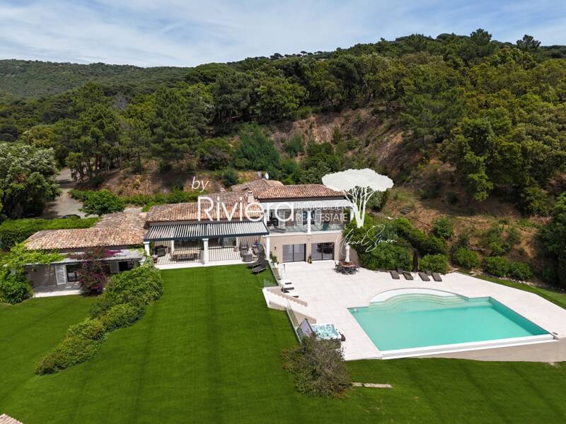 Maison à vendre, 400m², LA CROIX VALMER