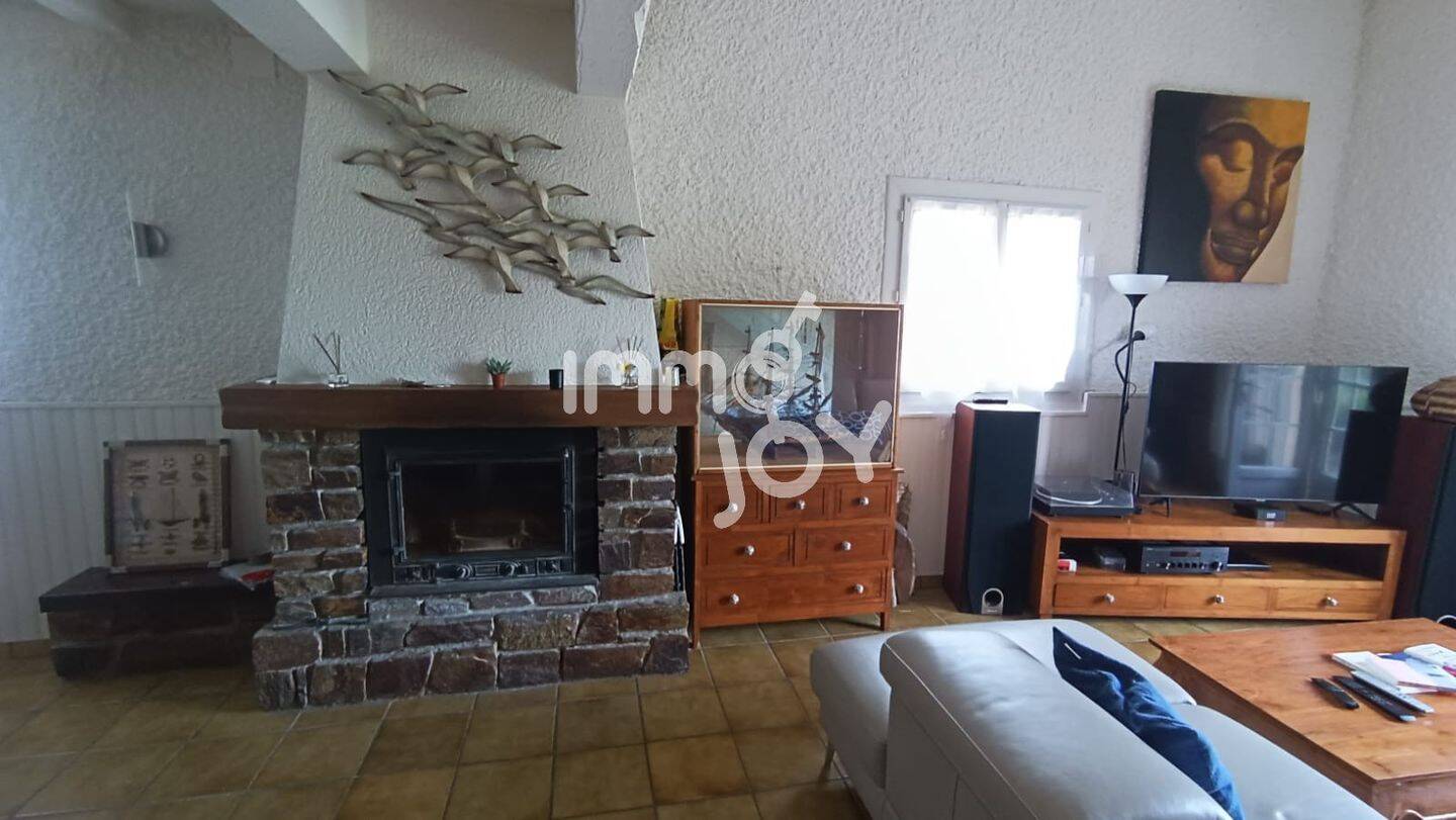 Maison à vendre, 150m², VILLEMOUSTAUSSOU