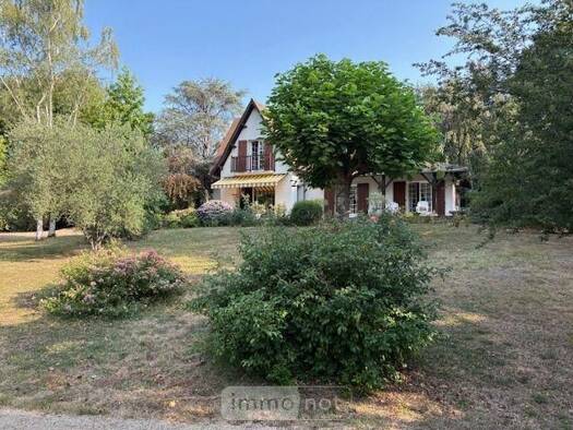 Maison à vendre 343 000 € 5 pièces 3 chambres 186 m² 7 425 m² de terrain Saint-Junien 87200