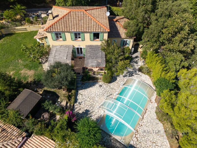 Maison à vendre, 142m², LE REVEST LES EAUX