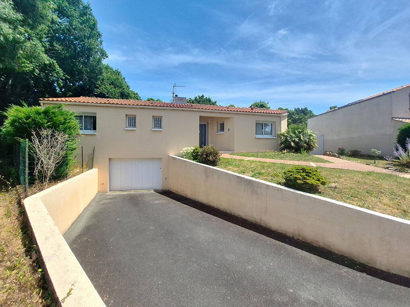 Maison à vendre, 131m², LA ROCHE SUR YON