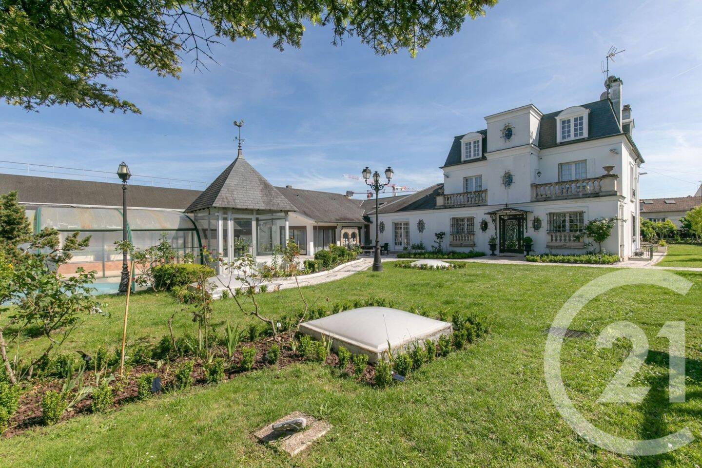 Maison à vendre, 302m², SAINT MAUR DES FOSSES