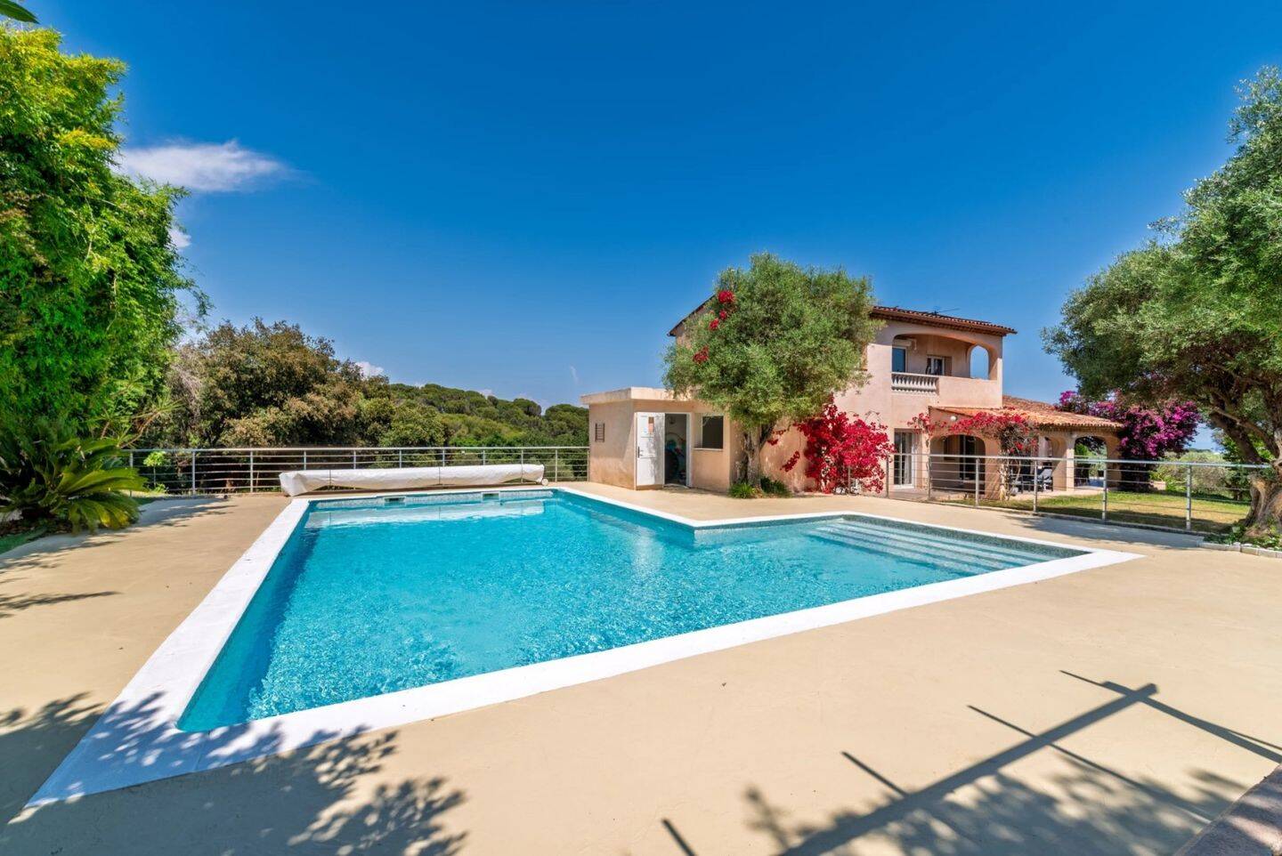 Maison à vendre, 243m², ANTIBES