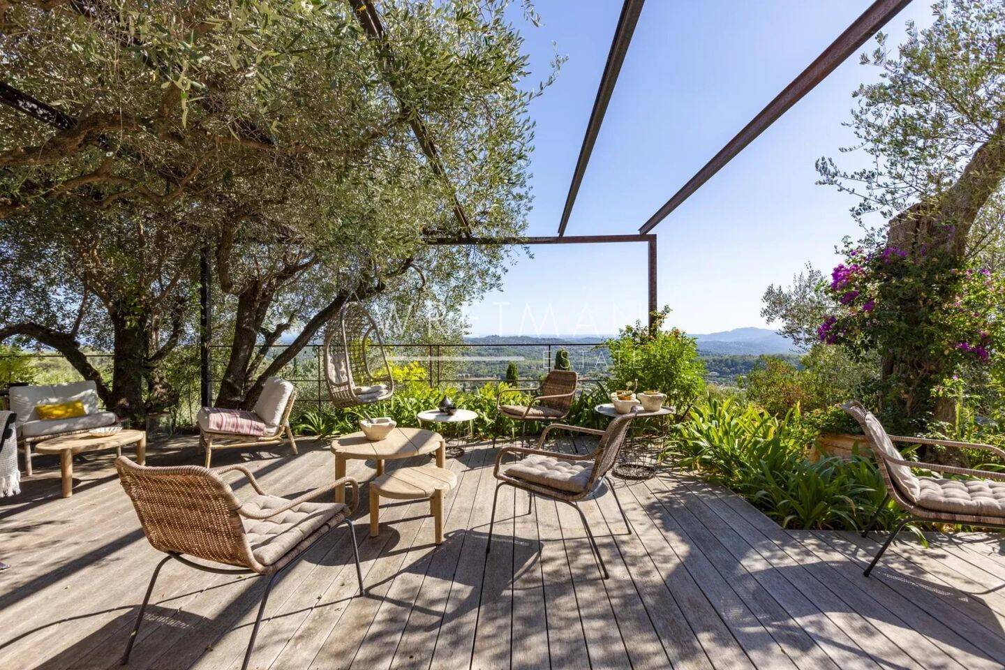Maison à vendre, 250m², CHATEAUNEUF DE GRASSE
