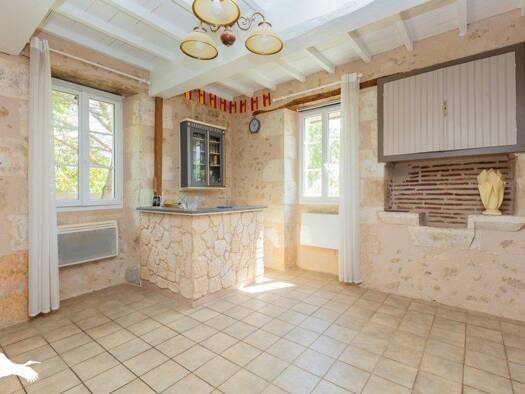 Maison à vendre 215 000 € 5 pièces 4 chambres 129 m² 1 369 m² de terrain Faubourg Nord Auch 32000