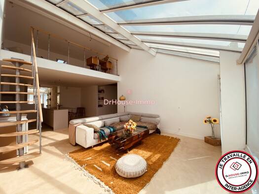 Maison à vendre 857 000 € 5 pièces 3 chambres 162,72 m² 284 m² de terrain Centre Ville La Rochelle 17000