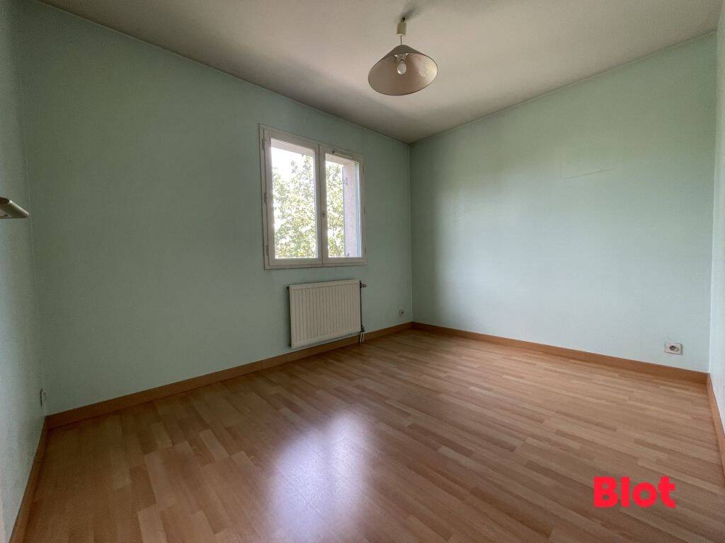 A VENDRE PAR BLOT IMMOBILIER EN EXCLUSIVITE ! APPARTEMENT T3 - B — 6