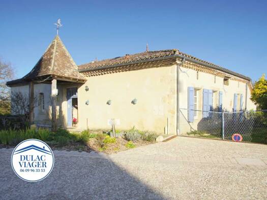 Maison en viager occupé Bouquet 50 000 € 8 pièces 4 chambres 205 m² 1 838 m² de terrain Sainte-Mere 32700