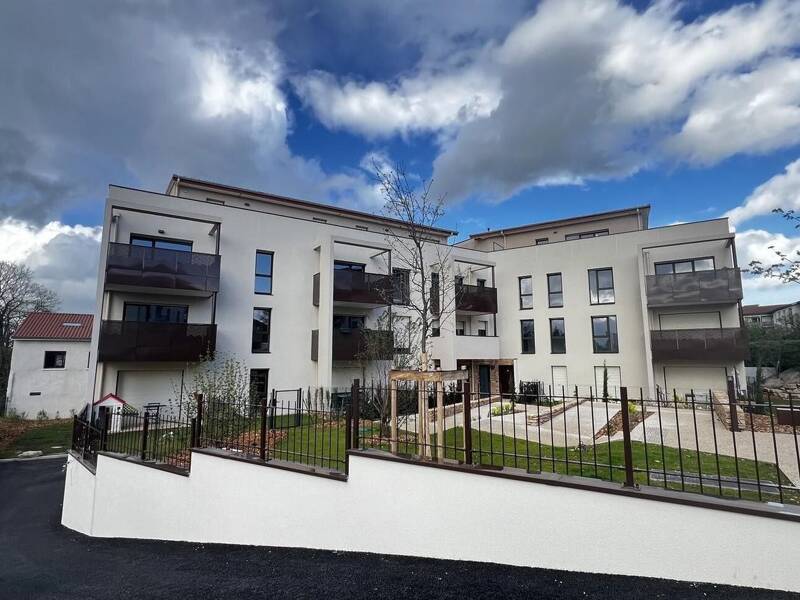 Maison à louer, 47m², LA TOUR DE SALVAGNY