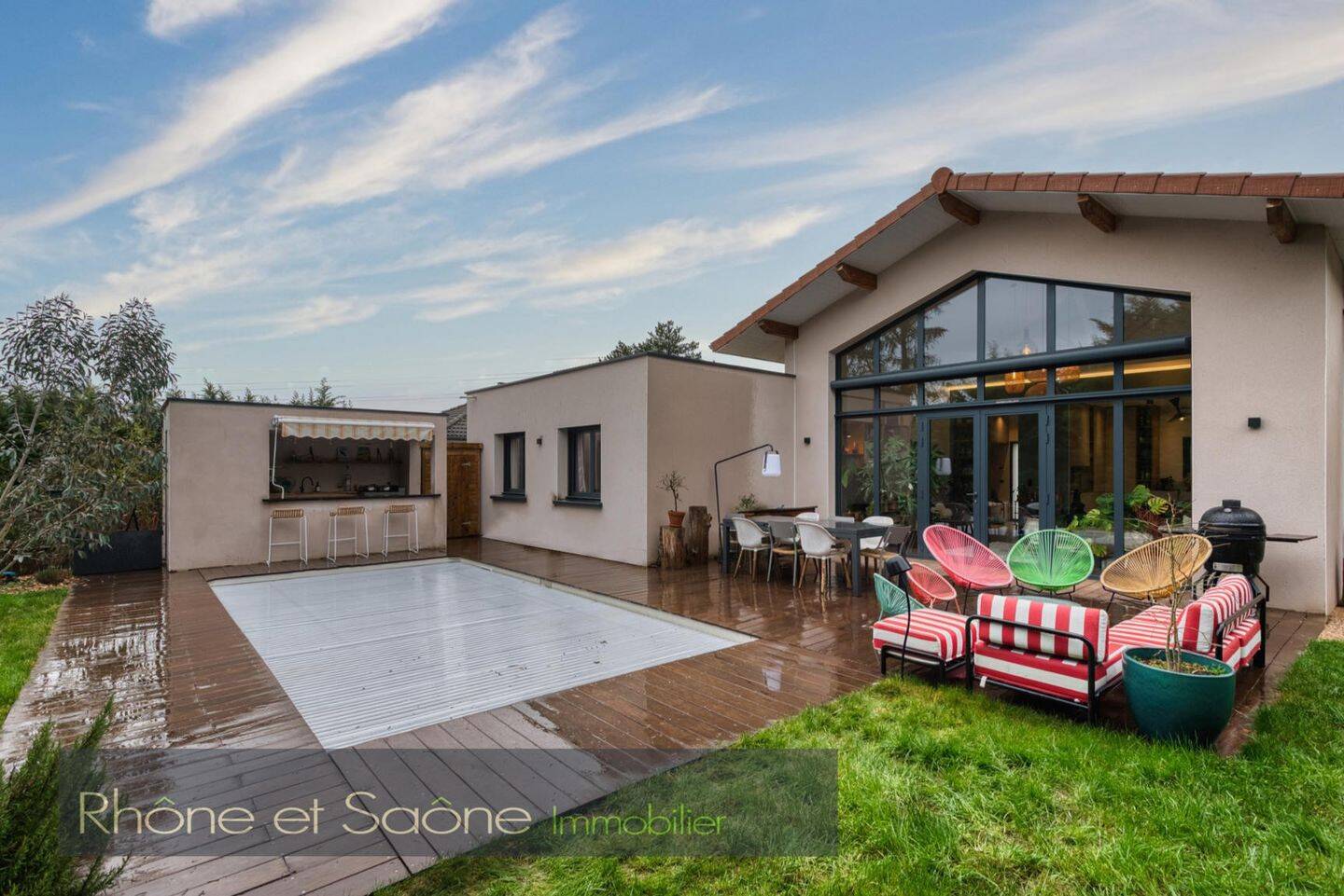 Maison à vendre, 203m², LA TOUR DE SALVAGNY