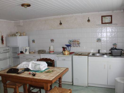 Maison à vendre 127 200 € 5 pièces 3 chambres 110 m² 900 m² de terrain Mariol 03270