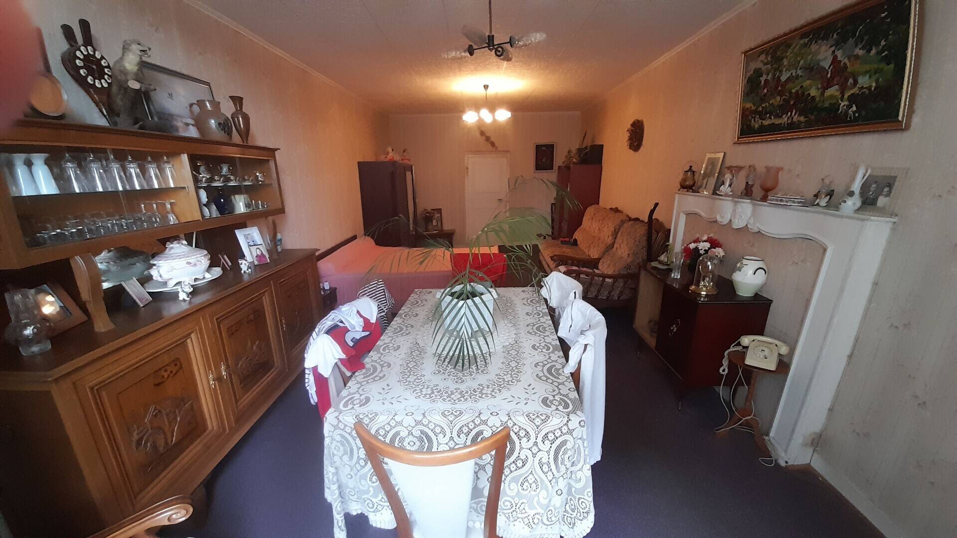 Maison à vendre, 180m², SAINT LEONARD DE NOBLAT
