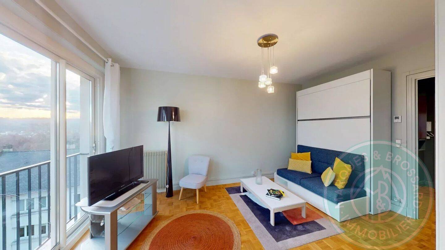 Maison à louer, 38m², PAU