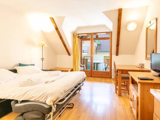 Appartement à louer 680 € 1 pièce 23 m² Giez 74210