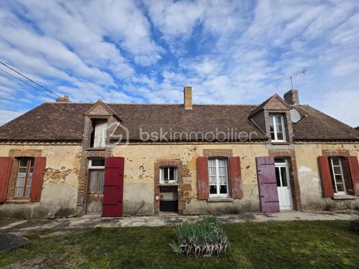 Ferme à vendre 85 000 € 4 pièces 3 chambres 100 m² 841 m² de terrain Pouy-sur-Vannes 10290