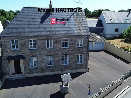 Maison à vendre 199 000 € 5 pièces 3 chambres 115 m² 761 m² de terrain Pontaubault 50220