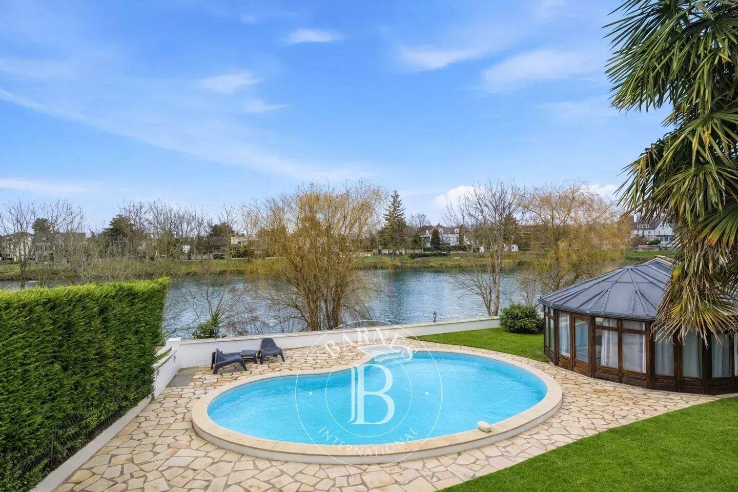 Maison à vendre, 245m², SAINT MAUR DES FOSSES