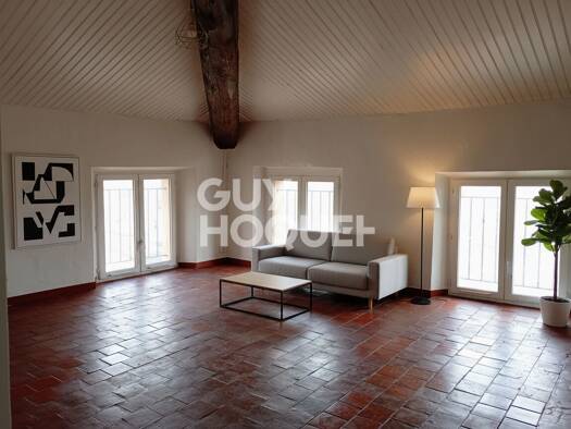 Appartement à vendre 85 000 € 2 pièces 1 chambre 45 m² Étage 3/3 Centre Ville Carpentras 84200