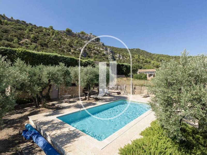 Maison à vendre, 160m², SAINT SATURNIN LES APT
