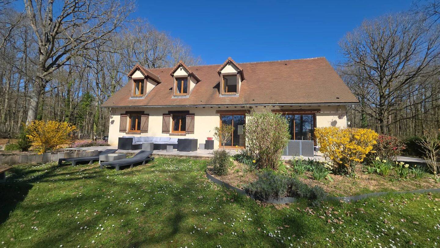 Maison à vendre, 200m², HOUDAN