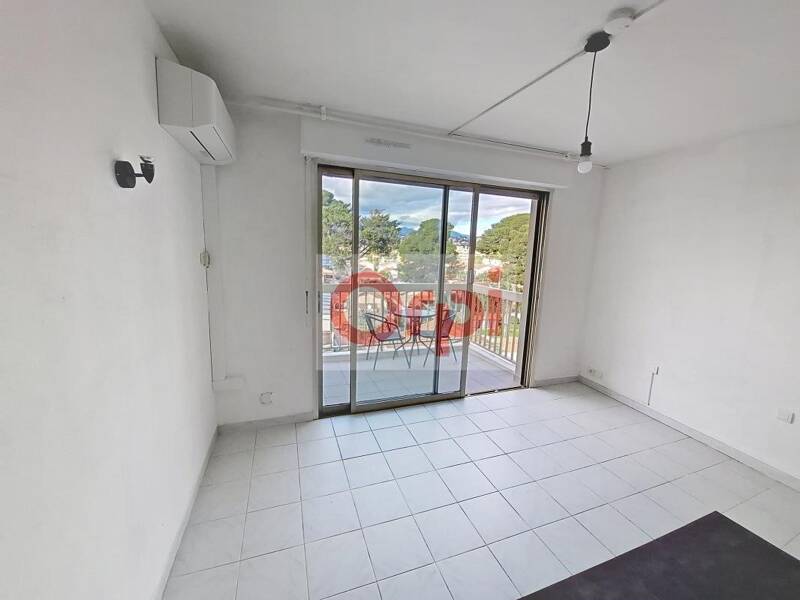 Maison à louer, 17m², CAGNES SUR MER