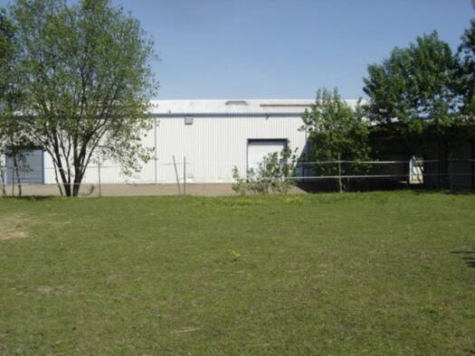 Local commercial à vendre 280 000 € 930 m² de surface de vente Héry 89550