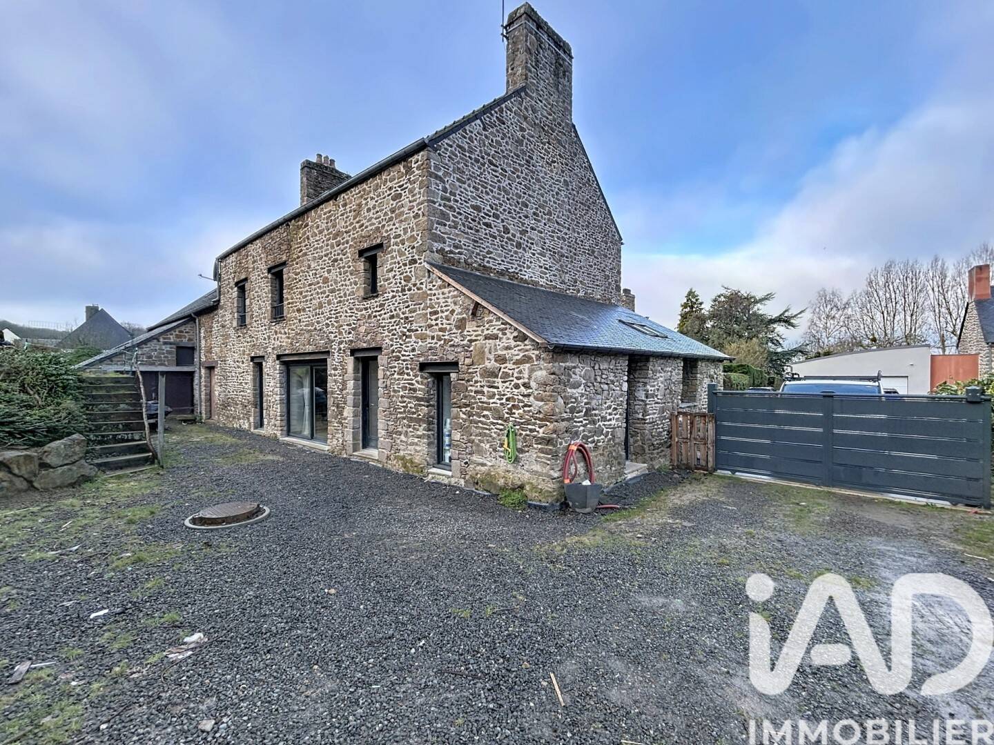 Maison à vendre, 138m², SAINT BROLADRE