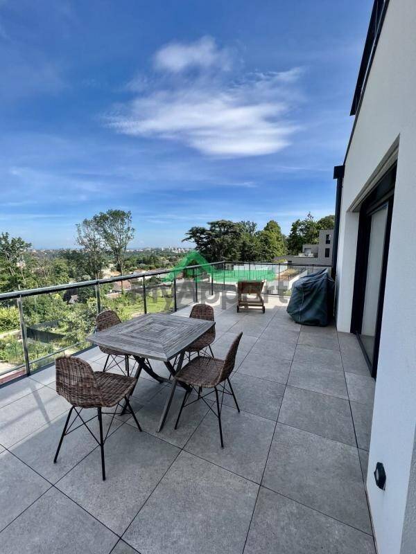 Maison à louer, 116m², SAINT CYR AU MONT D'OR