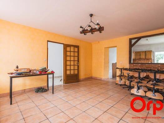 Maison à vendre 129 900 € 5 pièces 4 chambres 157 m² 1 006 m² de terrain Goudelancourt-Lès-Pierrepont 02350