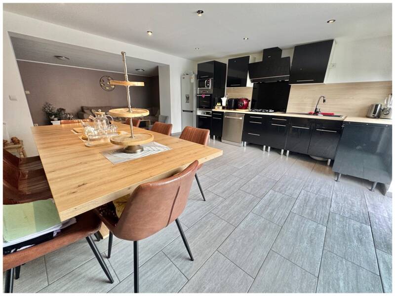 Maison à vendre, 121m², LOOS