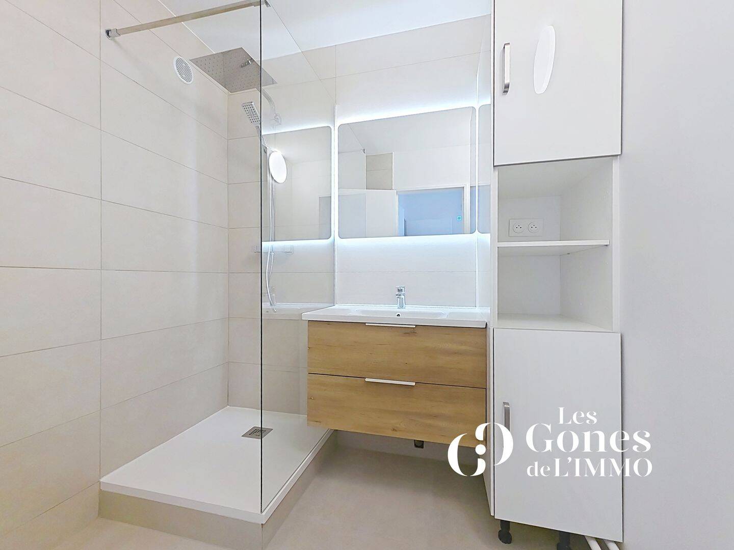 VILLEURBANNE - COLOCATION MEUBLEE - T4 DE 86,19 m² - 3 CHAMBRES — 2