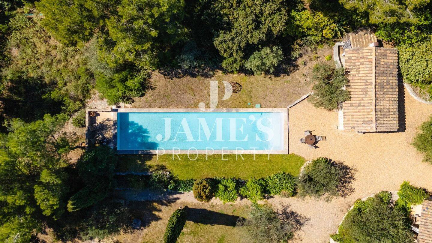 Maison à vendre, 250m², MAUSSANE LES ALPILLES