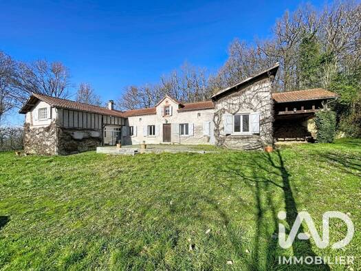 Maison à vendre 199 000 € 11 pièces 5 chambres 232 m² 13 648 m² de terrain Barbachen 65140