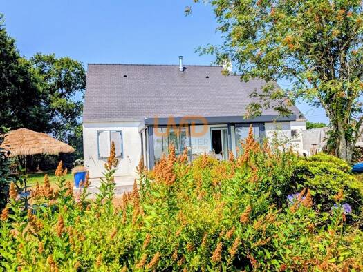 Maison à vendre 394 500 € 6 pièces 3 chambres 120 m² 11 100 m² de terrain Plomodiern 29550