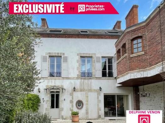 Maison à vendre 451 500 € 7 pièces 6 chambres 220 m² 315 m² de terrain Châteauneuf-sur-Loire 45110