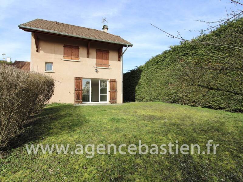 Maison à louer, 97m², SAINT GENIS POUILLY