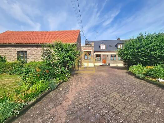 Maison à vendre 271 700 € 6 pièces 3 chambres 189 m² 1 158 m² de terrain Saint-Aubert 59188