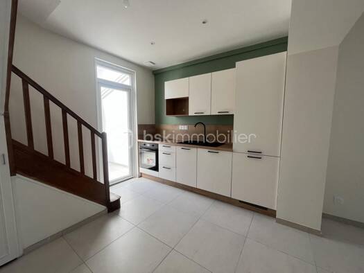 Maison à vendre 218 000 € 4 pièces 3 chambres 93 m² 175 m² de terrain Saint Pavin-Saint Georges Le Mans 72000