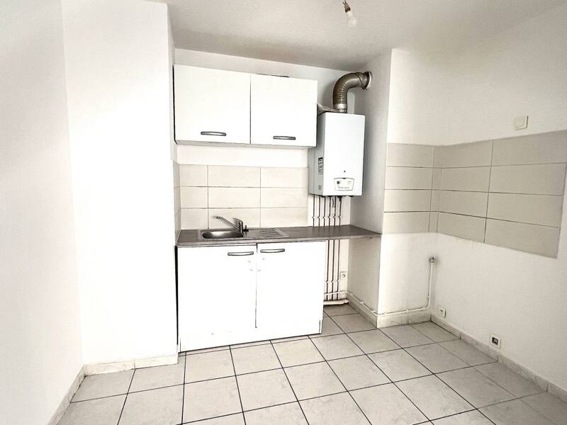 Maison à louer, 45m², MARSEILLE 8E