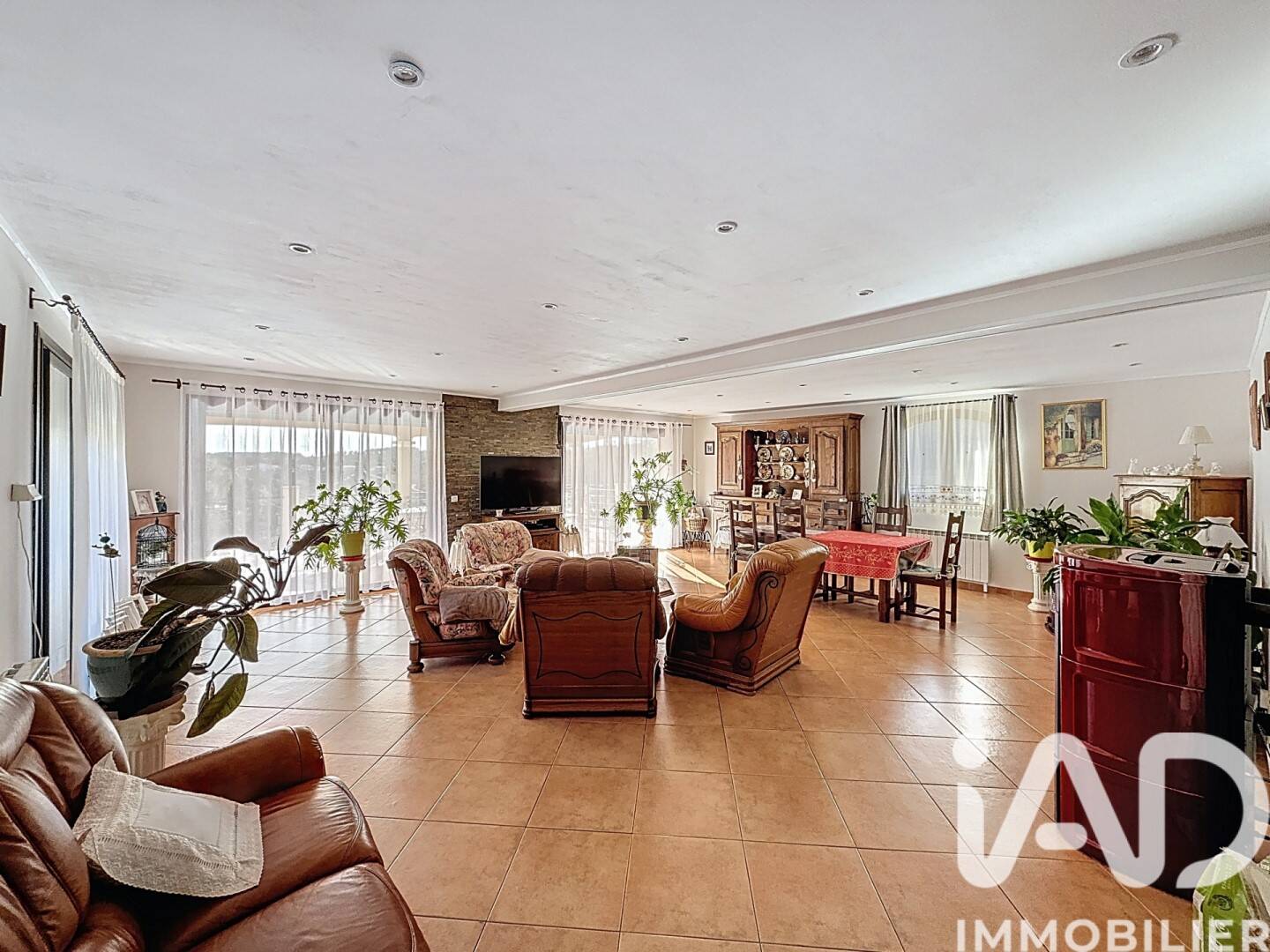 Maison à vendre, 267m², FLASSANS SUR ISSOLE