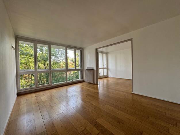 Appartement à vendre 179 900 € 4 pièces 3 chambres 77 m² Étage 3/9 Chantereine-La Fontaine-Arcades-Castermant Chelles 77500
