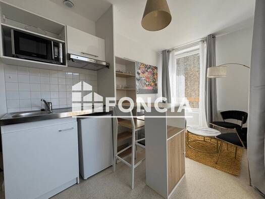 Appartement à louer 575 € 1 pièce 18,2 m² Étage 1/2 Nord Le Pouliguen 44510