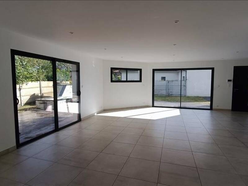 Maison à louer, 136m², SAINT JEAN D'ILLAC