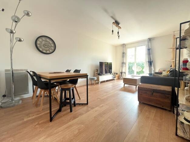 Appartement à vendre 238 000 € 3 pièces 2 chambres 63,6 m² RDC/1 Tigery 91250