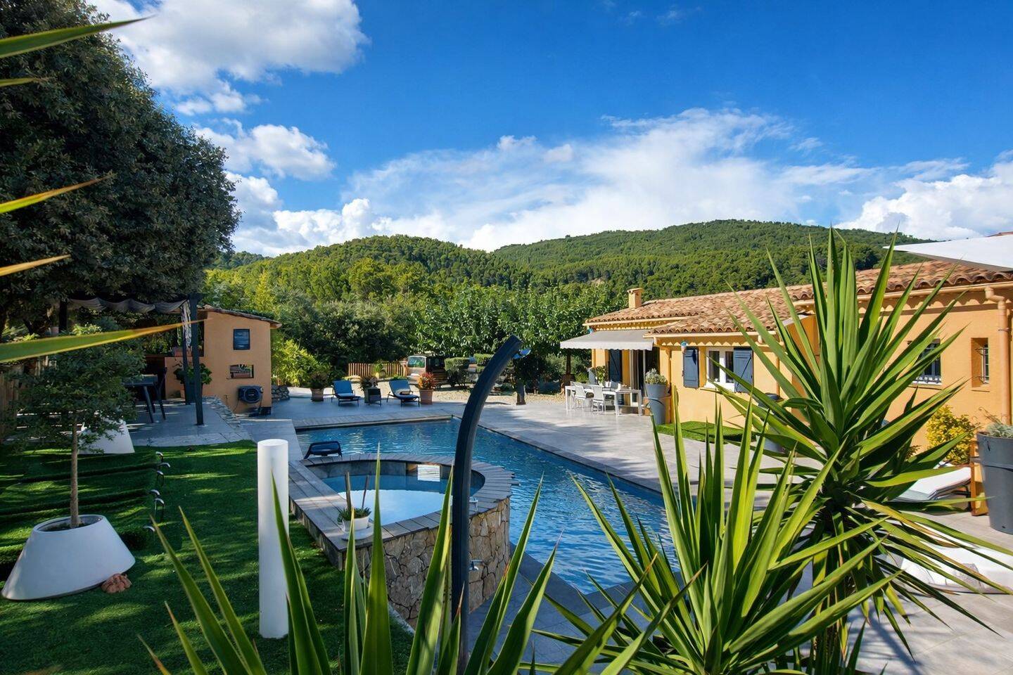 Maison à vendre, 161m², FIGANIERES