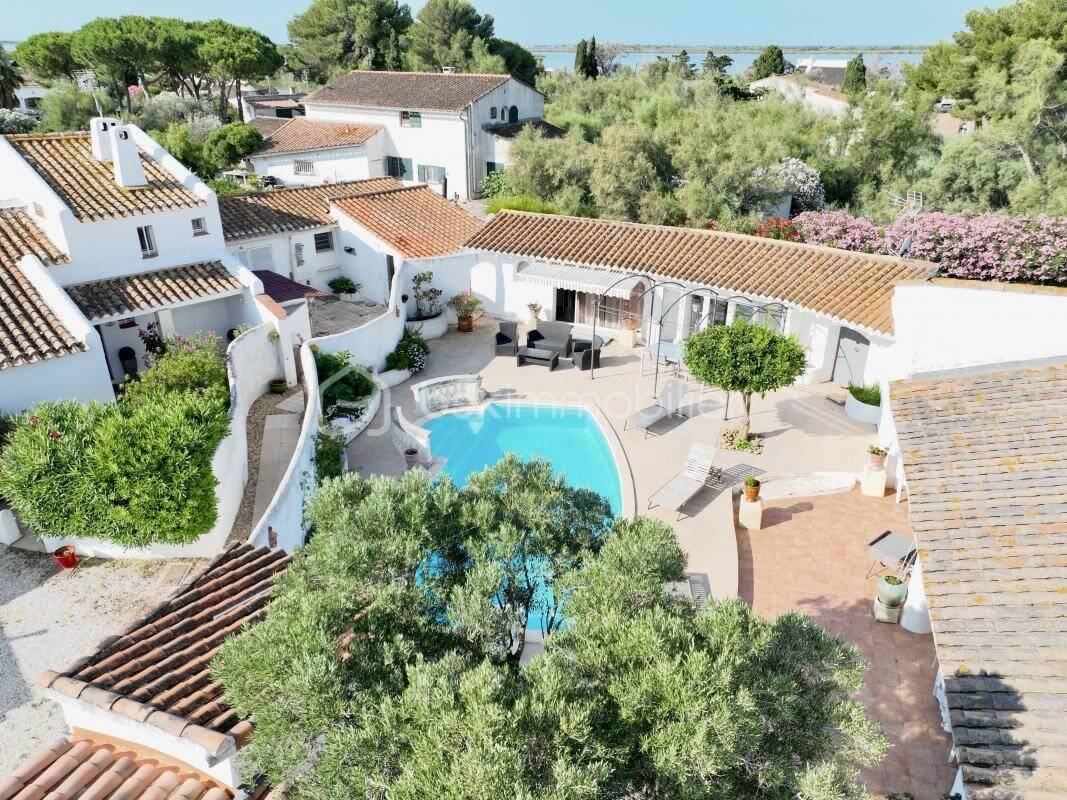 Maison à vendre, 382m², SAINTES MARIES DE LA MER