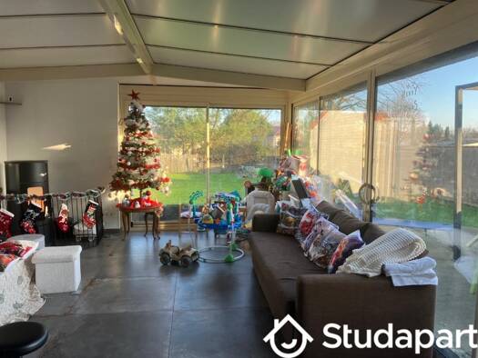 Studio à louer 425 € 1 pièce 1 chambre 12 m² 1er étage Nord Les Sorinières 44840