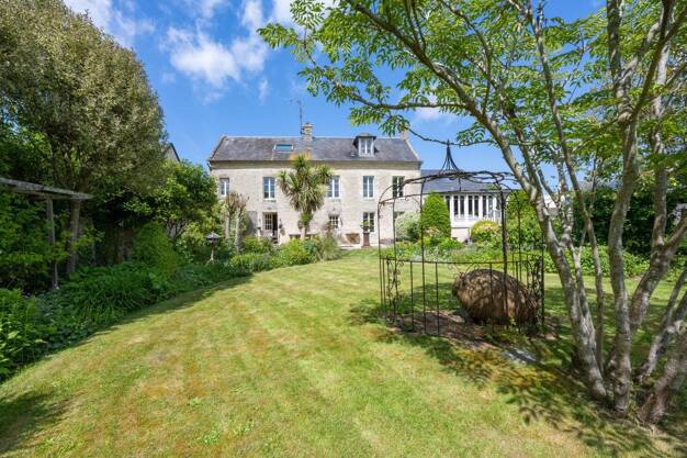 Maison à vendre 499 000 € 7 pièces 5 chambres 215 m² 1 635 m² de terrain Bayeux 14400