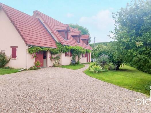 Maison à vendre 250 000 € 5 pièces 3 chambres 147 m² 3 895 m² de terrain Perriers-sur-Andelle 27910
