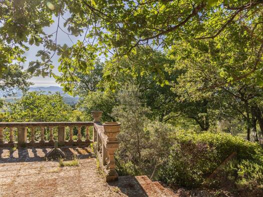 Maison à vendre 495 000 € 2 chambres 97 m² 1 800 m² de terrain Gordes 84220